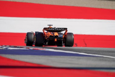  Oscar Piastri (AUS) - McLaren Formula 1 Takımı - McLaren MCL38