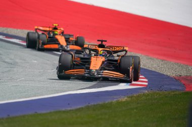  Oscar Piastri (AUS) - McLaren Formula 1 Takımı - McLaren MCL38