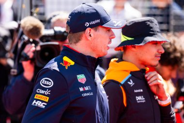  Max Verstappen (NED) - Oracle Red Bull Racing - Red Bull RB20 - Honda RBPT dLando Norris (GBR) - McLaren Formula 1 Team - McLaren MCL38 - Mercedesduring Race Day, 4. gün, Pazar günü 7 Temmuz 2024 Formula 1 qatar Airways grand prix 2024,