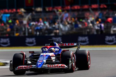  Daniel Ricciardo (AUS) - Visa Cash App RB F1 Team - RB VCARB01 - RB VCARB01 - Honda RBPT Eleme oturumunun 2. günü, 6 Temmuz 2024 formülü 1 qatar hava yolları İngiliz Grand Prix 2024, 5 Temmuz 2024 tarihinden itibaren gümüş taşlı pistte gerçekleşmesi planlanıyor