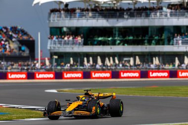  Oscar Piastri (AUS) - McLaren Formula 1 Takımı - McLaren MCL38