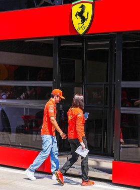  Charles Leclerc (MON) - Scuderia Ferrari - Ferrari SF-24 - 18 Temmuz 2024 tarihli Formula 1 Macaristan Grand Prix 2024 'ün hazırlık gününde, Mogyorod, Budapeşte, Macaristan, 19 Temmuz - 21 Temmuz 2024 tarihleri arasında Macaristan' da gerçekleşmesi planlanan