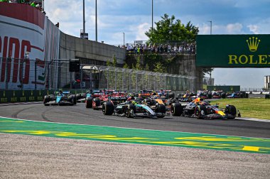 Yarış 21 Temmuz Pazar günü Formula 1 Macaristan Grand Prix 2024 'te başlıyor. Macaristan' ın Mogyorod şehrinde, Budapeşte 'de, 19 Temmuz' dan 21 Temmuz 2024 'e kadar devam etmesi planlanıyor.