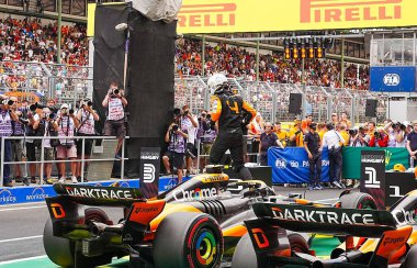 Lando Norris (GBR) - McLaren Formula 1 Takımı - McLaren MCL38 - Mercedes Cumartesi Serbest Çalışması sırasında ve 20 Temmuz, Formula 1 Macaristan Grand Prix 2024, Macaristan Mogyorod, Budapeşte, Macaristan, 19 Temmuz 