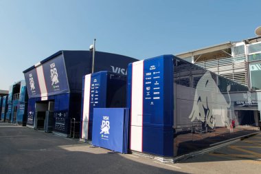  Visa Cash App RB F1 Ekibi, FFormula 1 Pirelli Premio d 'Italia 2024 tarihli hazırlık gününde Monza' daki Autodromo Nazionale di Monza pistinde (MB) yer alacak.