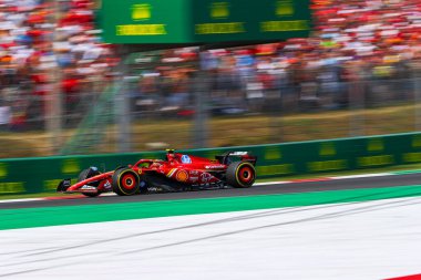  Carlos Sainz Jr. (ESP) - Scuderia Ferrari - Ferrari SF-24 - Ferrari, 1 Eylül Pazar günü, Formula 1 Pirelli Gran Premio d 'Italia, Monza' daki Autodromo Nazionale di Monza pistinde gerçekleşmesi planlanan Formula 1.