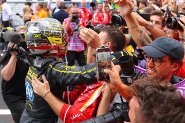  Charles Leclerc (MON) - Scuderia Ferrari - Ferrari SF-24 - Ferrari, 1 Eylül Pazar günü, Formula 1 Pirelli Gran Premio d 'Italia' nın 1.