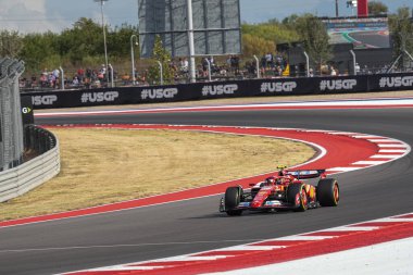  Carlos Sainz Jr. (ESP) - Scuderia Ferrari - Ferrari SF-24 - Ferrari, Formula 1 Pirelli ABD Grand Prix 2024 yarışması sırasında Ferrari, Austin, TX (ABD) 18-20 Eylül 2024 'te Circuit of Americas' ta gerçekleşmesi planlanıyor.