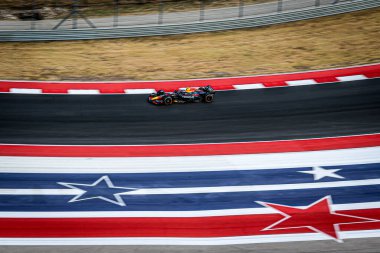  Sergio Perez (MEX) - Oracle Red Bull Racing - Red Bull RB20 - Honda RBPT Formula 1 Pirelli Birleşik Devletler Grand Prix 2024 koşusunda, Austin, TX (USA) 18-20 Eylül 2024 tarihlerinde gerçekleştirilecek