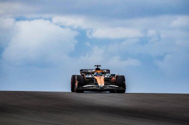  Oscar Piastri (AUS) - McLaren Formula 1 Takımı - McLaren MCL38
