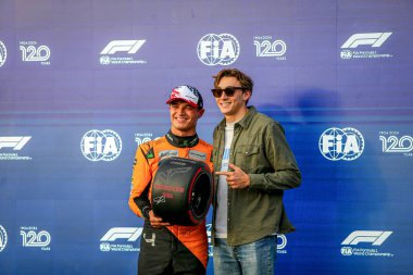 Lando Norris (GBR) - McLaren Formula 1 Takımı - McLaren MCL38 - Mercedes ve Armand 