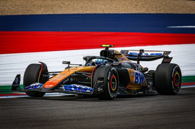 Pierre Gasly (FRA) - Alpine F1 Takımı - Alpine A524 - Renault - McLaren Formula 1 Ekibi - McLaren MCL38 - Mercedes Formula 1 Pirelli ABD Grand Prix 2024 sırasında, Austin, TX (ABD) 18-2 Eylül 'de gerçekleştirilecek olan Circuit of Americas