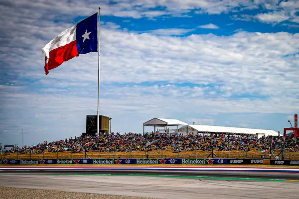  Atmosfer - Formula 1 Pirelli ABD Grand Prix 2024 sırasında Teksas bayrağı, Austin, TX (ABD) 18-20 Eylül 2024 tarihlerinde Amerika Birleşik Devletleri 'nin Circuit of Americas pistinde gerçekleşmesi planlanıyor.