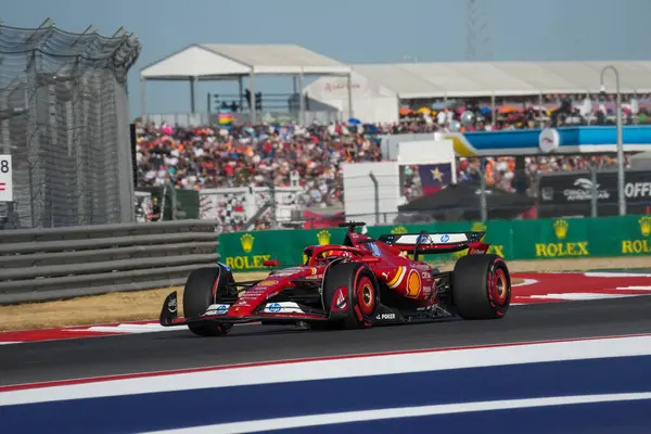  Charles Leclerc (MON) - Scuderia Ferrari - Ferrari SF-24 - Ferrari Formula 1 Pirelli ABD Grand Prix 2024 ön eleme oturumu sırasında, Austin, TX (ABD) 18-20 Eylül 2024 'te gerçekleştirilecek olan Circuit of Americas' ta gerçekleşecektir.