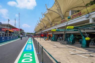 Formula 1 Lenovo Grande Premio de Sao Paulo 2024 sırasındaki pitlane, Interlagos Circuit, San Paolo, Brasil, BRA Nov 1-3, 2024 - Fotoğraf Alessio De Marco-Images.com; Avens-Images.com