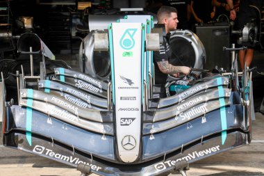  Mercedes-AMG Petronas F1 Ekibi, Formula 1 Lenovo Grande Premio de Sao Paulo 2024 'te garajda, Interlagos Circuit, San Paolo, Brasil, BRA Nov 1-3, 2024 - Fotoğraf Alessio De Marco the Avens-Images.com