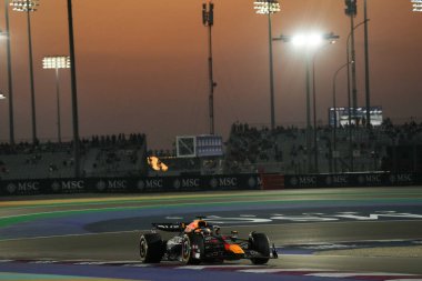  Max Verstappen (NED) - Oracle Red Bull Racing - Red Bull RB20 - Honda RBPT 29.11.2024, Losail International Circuit, Doha, Formula 1 Katar Havayolları Grand Prix 202
