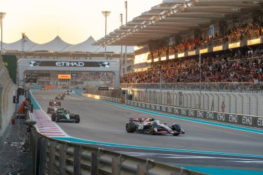  Nico Hulkenberg (GER) - MoneyGram Haas F1 Takımı - Haas VF-24 - Ferrar