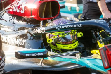  Lewis Hamilton (GBR) - Mercedes-AMG PETRONAS F1 Ekibi - Mercedes W15 - Mercedes E Performansı -