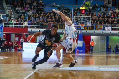 Xavier Johnson - Apu Old Wild West Udine, Real Sebastiani Rieti vs Apu Old Wild West Udine, 26 Şubat 2025, PalaSojourner Rieti, Round 30 - Sezon 2024-2025