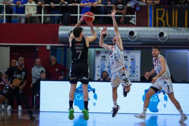 Lorenzo Caroti - Apu Old Wild West Udine, Real Sebastiani Rieti vs Apu Old Wild West Udine, 26 Şubat 2025, PalaSojourner Rieti, Round 30 - Sezon 2024-2025