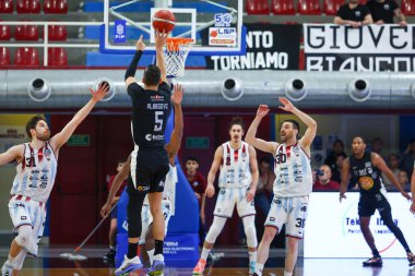 Alibegoviç - Udine - Real Sebastiani Rieti vs Apu Vahşi Batı Udine, 26 Şubat 2025, PalaSojourner Rieti, Round 30 - Sezon 2024-2025