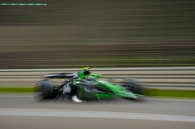 27.02.2025, Bahreyn Uluslararası Pisti, Sakhir, Formula 1 Test Bahreyn 202 Gabriel Bortoleto (BRA) Sayı Sauber F1 Ferrari 