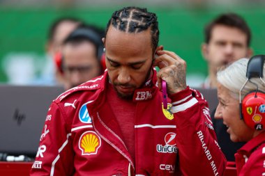  Lewis Hamilton (GBR) - Scuderia Ferrari - Ferrari SF-25 - Ferrari ve Anglela Culle