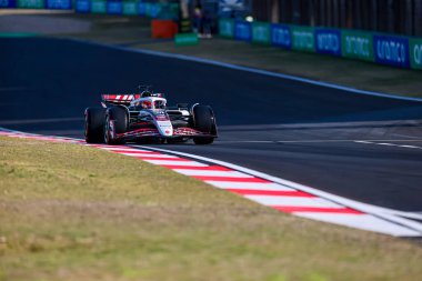  Esteban Ocon (FRA) - Haas F1 Takımı - Haas VF-25 - Ferrar