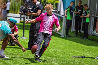  Liam Lawson (NZL) - Visa Cash App RB F1 Ekibi - RB VCARB02 - Honda RBP