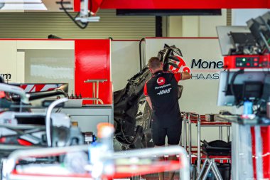  MoneyGram Haas F1 Ekip Garajı