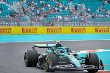  Fernando Alonso (ESP) - Aston Martin Aramco F1 Ekibi - Aston Martin AMR25