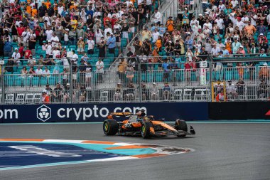  Oscar Piastri (AUS) - McLaren Formula 1 Takımı - McLaren MCL39
