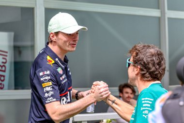  Max Verstappen (NED) - Kahin Red Bull Racing - Red Bull RB21 - Honda RBP