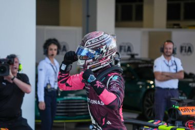  Andrea Kimi Antonelli (ITA) - Mercedes-AMG PETRONAS F1 Ekibi - Mercedes W16 - Mercedes E Performansı Sprint Rac 'ta Kutlama Kutlaması Pozisyonu