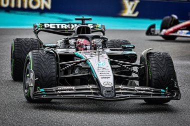  George Russell (GBR) - Mercedes-AMG PETRONAS F1 Ekibi - Mercedes W16 - Mercedes E Performansı