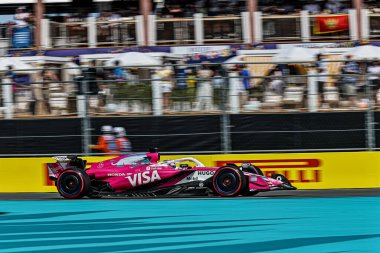 Isaac Hadjar (FRA) Vize Nakit Uygulaması RB F1 Çayı