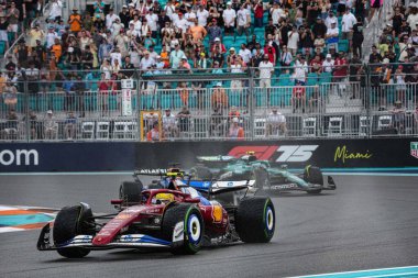 Pazar günü Miami otlağı atmosferi