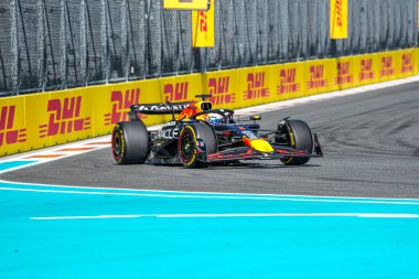 Pazar günü Miami otlağı atmosferi