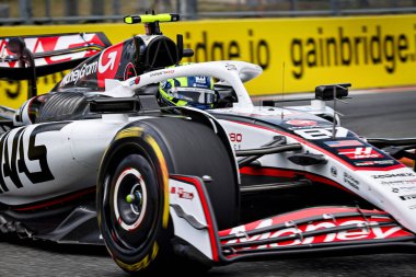 Pazar günü Miami otlağı atmosferi