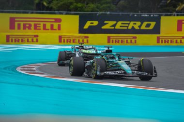 Pazar günü Miami otlağı atmosferi