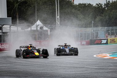 Pazar günü Miami otlağı atmosferi