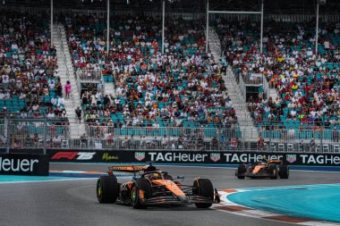  Oscar Piastri (AUS) - McLaren Formula 1 Takımı - McLaren MCL39