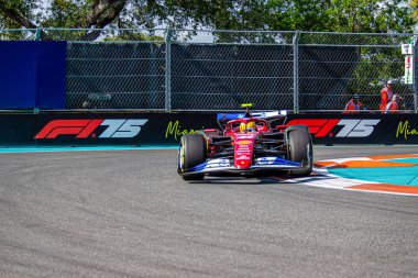  Lewis Hamilton (GBR) - Scuderia Ferrari - Ferrari SF-25