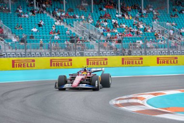  Lewis Hamilton (GBR) - Scuderia Ferrari - Ferrari SF-25
