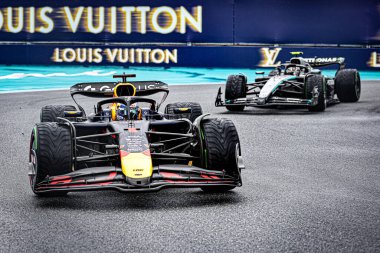  Max Verstappen (NED) - Kahin Red Bull Racing - Red Bull RB21 - Honda RBP