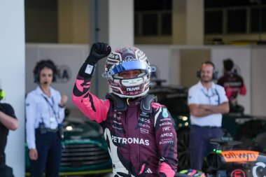  Andrea Kimi Antonelli (ITA) - Mercedes-AMG PETRONAS F1 Ekibi - Mercedes W16 - Mercedes E Performansı Sprint Rac 'ta Kutlama Kutlaması Pozisyonu