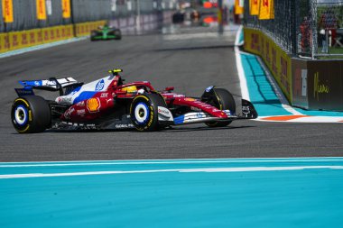  Lewis Hamilton (GBR) - Scuderia Ferrari - Ferrari SF-25
