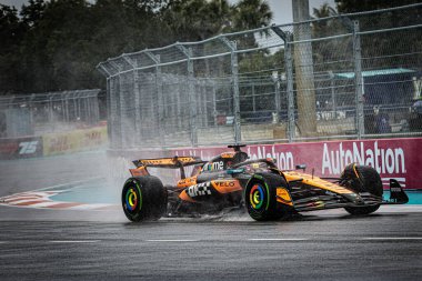  Oscar Piastri (AUS) - McLaren Formula 1 Takımı - McLaren MCL39