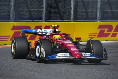  Lewis Hamilton (GBR) - Scuderia Ferrari - Ferrari SF-25